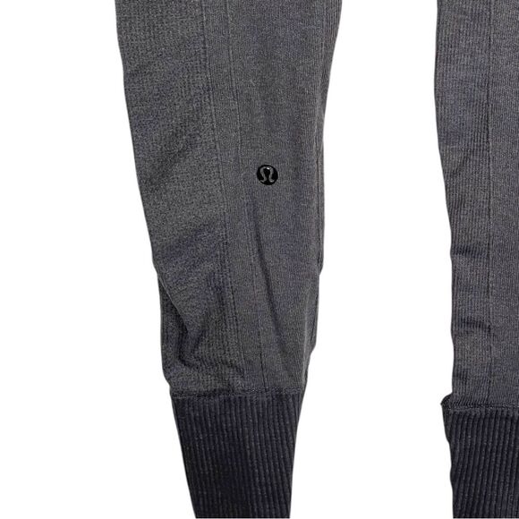 Lululemon Ebb To Street dark grey Seamless compression Leggings women’s Small - Picture 3 of 7
